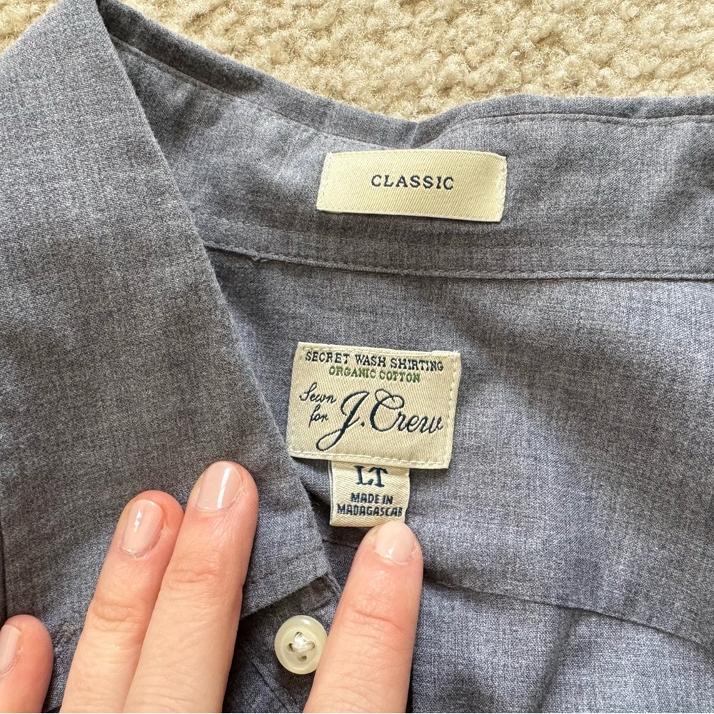 J Crew men’s classic secret wash button down grey shirt large tall